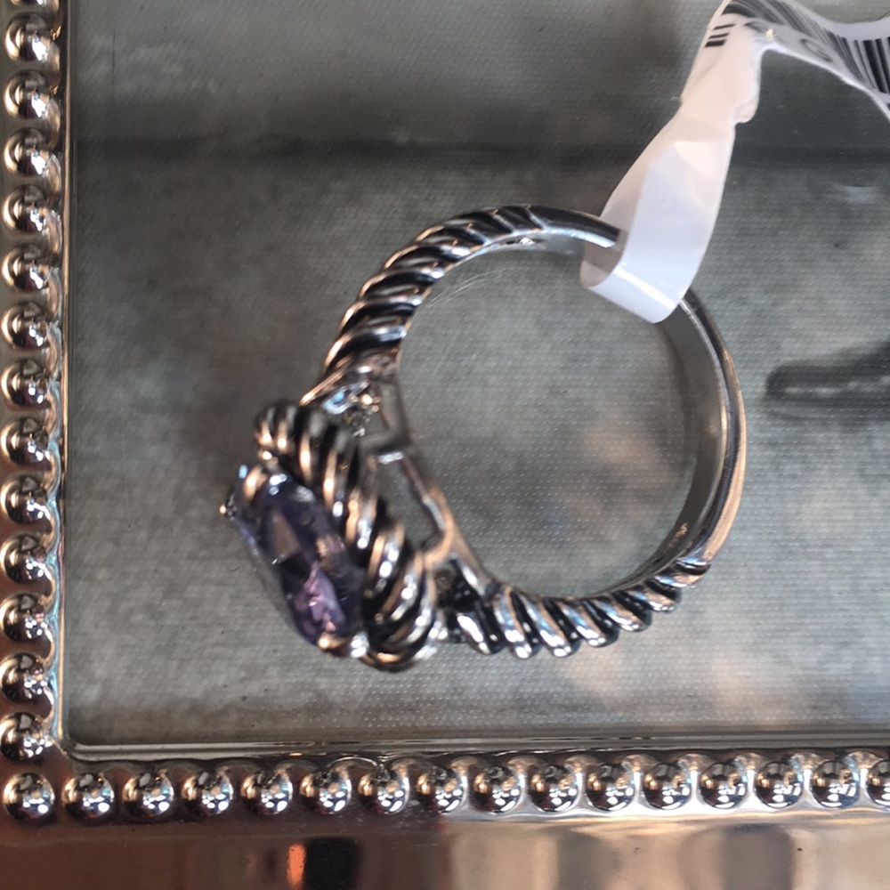 Gorgeous Amethyst Stone Ring - Picture 4 of 4